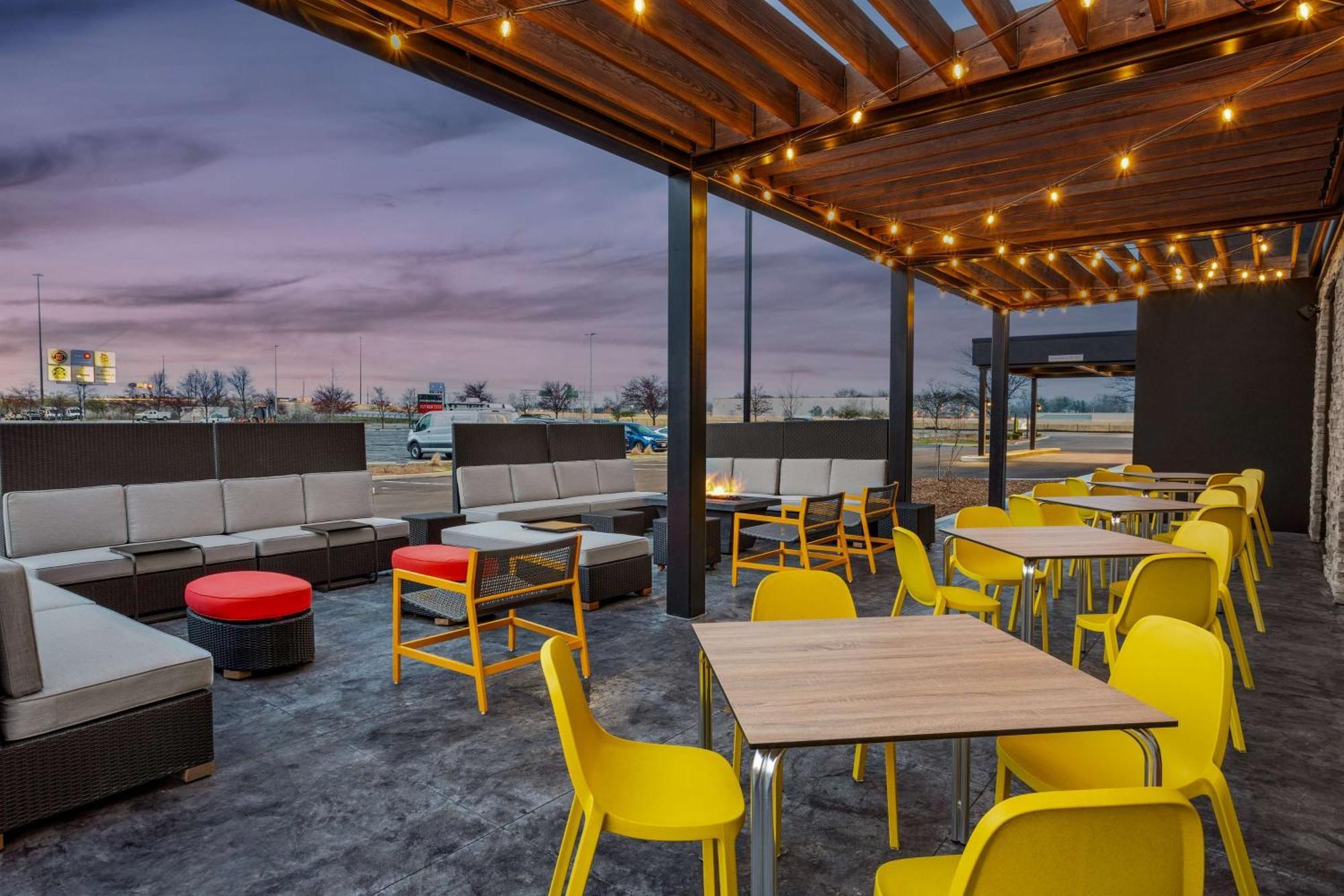 Home2 Suites By Hilton Indianapolis North At Intech Park Exteriör bild
